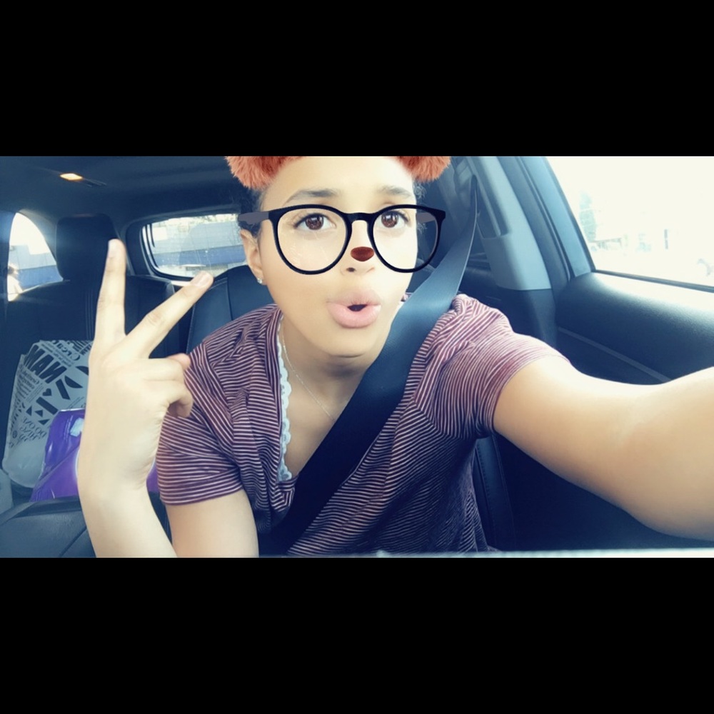 Meet your Posher, Bella